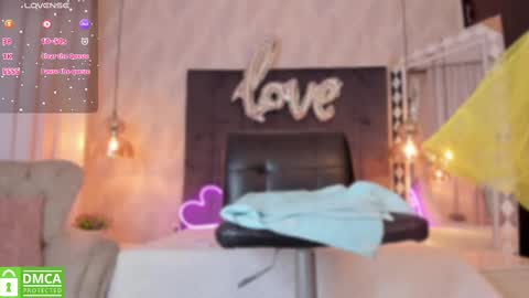 Snapshot of kataliina_18 chatting on 03-08-25, 12:09 Kat online show from 03-08-25, 12:09
