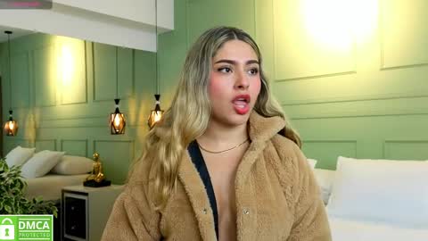 Snapshot of kataliina_18 chatting on 09-30-25, 11:48 Kat online show from 09-30-25, 11:48