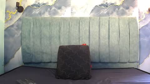 Katalina online show from 02-22-26, 06:39