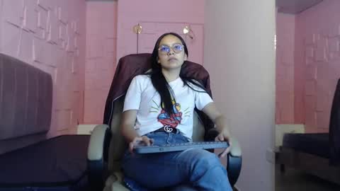 Katalina online show from 03-29-26, 08:09