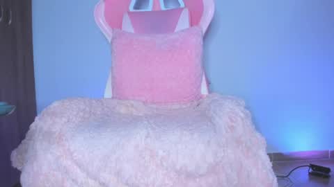 Snapshot of katalinaferreirax chatting on 05-27-26, 01:57 katalinaferreirax online show from 05-27-26, 01:57