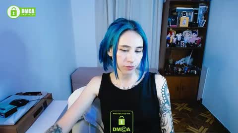 Snapshot of katara_a chatting on 12-21-24, 01:26 Maca online show from 12-21-24, 01:26