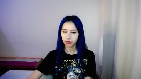 Snapshot of katara_a chatting on 09-16-25, 01:12 Maca online show from 09-16-25, 01:12