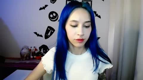 Snapshot of katara_a chatting on 10-16-25, 10:11 Maca online show from 10-16-25, 10:11