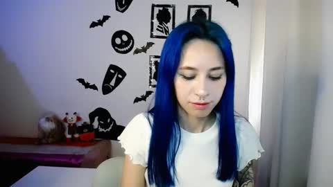 Snapshot of katara_a chatting on 10-17-25, 03:36 Maca online show from 10-17-25, 03:36