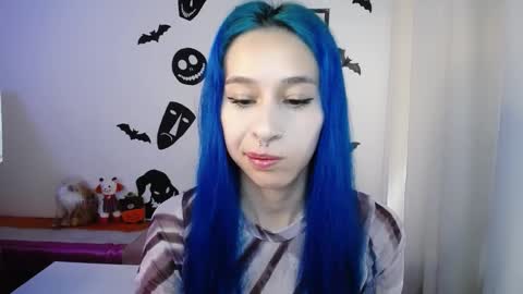 Snapshot of katara_a chatting on 10-28-25, 01:47 Maca online show from 10-28-25, 01:47