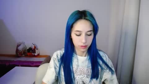 Snapshot of katara_a chatting on 11-24-25, 10:42 Maca online show from 11-24-25, 10:42