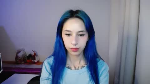 Snapshot of katara_a chatting on 11-28-25, 09:50 Maca online show from 11-28-25, 09:50