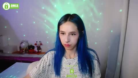 Snapshot of katara_a chatting on 12-15-25, 10:36 Maca online show from 12-15-25, 10:36