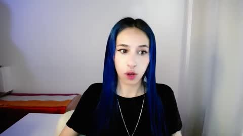 Snapshot of katara_a chatting on 01-16-26, 02:43 Maca online show from 01-16-26, 02:43