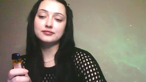Snapshot of katarina_fox chatting on 03-25-26, 02:56 Katarina Fox online show from 03-25-26, 02:56
