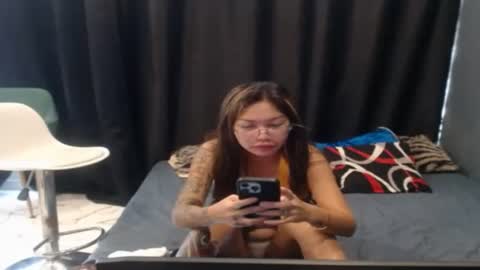 Snapshot of kate110406 chatting on 06-12-26, 11:57 kate110406 online show from 06-12-26, 11:57