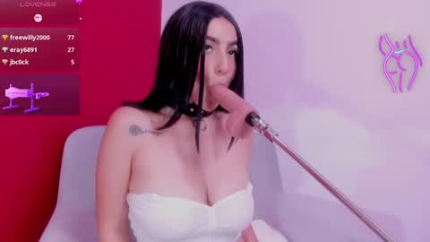 Kate  online show from 01-31-25, 02:28