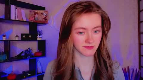 Snapshot of kate_cuddle chatting on 12-16-24, 05:17 Kate online show from 12-16-24, 05:17