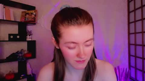 Snapshot of kate_cuddle chatting on 12-18-24, 05:15 Kate online show from 12-18-24, 05:15