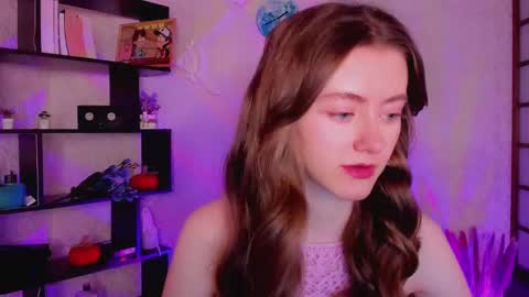 Snapshot of kate_cuddle chatting on 12-19-24, 02:12 Kate online show from 12-19-24, 02:12