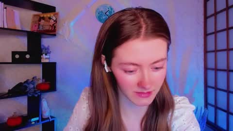 Snapshot of kate_cuddle chatting on 12-20-24, 02:30 Kate online show from 12-20-24, 02:30