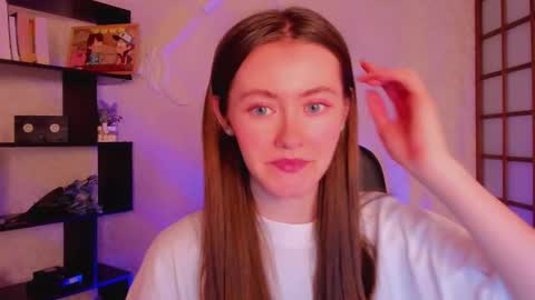 Snapshot of kate_cuddle chatting on 01-14-25, 05:08 Kate online show from 01-14-25, 05:08