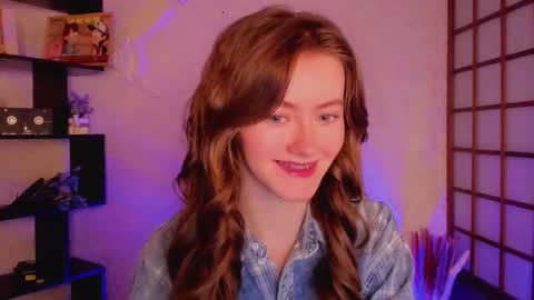 Snapshot of kate_cuddle chatting on 01-20-25, 02:11 Kate online show from 01-20-25, 02:11