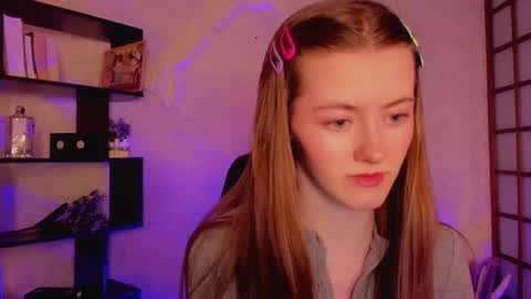 Snapshot of kate_cuddle chatting on 01-29-25, 01:58 Kate online show from 01-29-25, 01:58