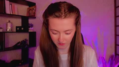 Snapshot of kate_cuddle chatting on 01-30-25, 05:30 Kate online show from 01-30-25, 05:30