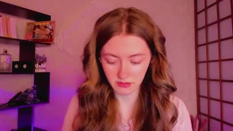 Snapshot of kate_cuddle chatting on 02-07-25, 02:19 Kate online show from 02-07-25, 02:19