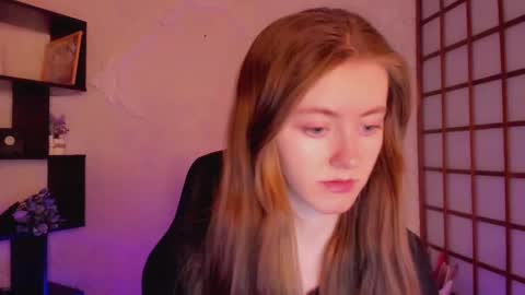 Snapshot of kate_cuddle chatting on 02-27-25, 02:10 Kate online show from 02-27-25, 02:10
