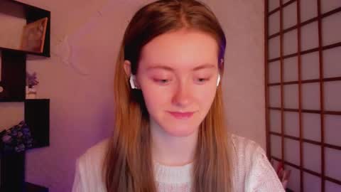 Snapshot of kate_cuddle chatting on 02-28-25, 02:20 Kate online show from 02-28-25, 02:20