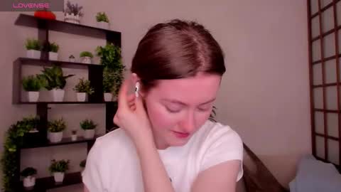 Kate online show from 03-31-26, 02:46