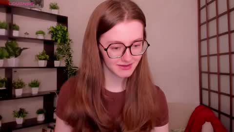 Snapshot of kate_cuddle chatting on 05-15-26, 02:29 Kate online show from 05-15-26, 02:29