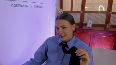 Snapshot of kate_deville chatting on 07-17-26, 04:45 kate_deville online show from 07-17-26, 04:45