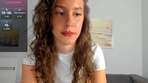 Kate Lovetti online show from 10-21-25, 06:19