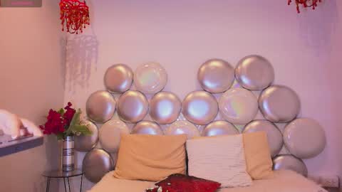 Snapshot of kate_morgan_ chatting on 12-23-25, 07:50 Kate online show from 12-23-25, 07:50