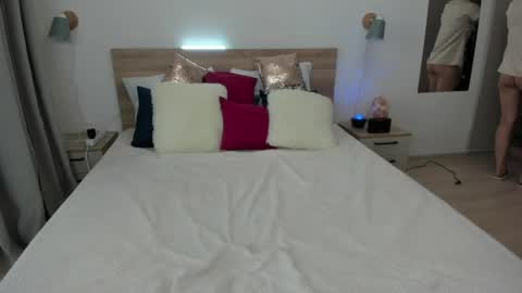 kate_redgar online show from 04-21-26, 02:01