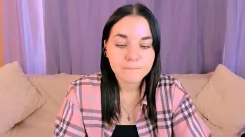 Snapshot of kate_ree_ chatting on 11-26-25, 06:36 KATE online show from 11-26-25, 06:36