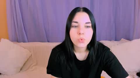 Snapshot of kate_ree_ chatting on 12-16-25, 06:07 KATE online show from 12-16-25, 06:07