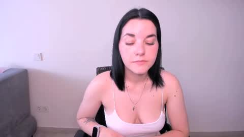 KATE online show from 06-25-26, 07:02