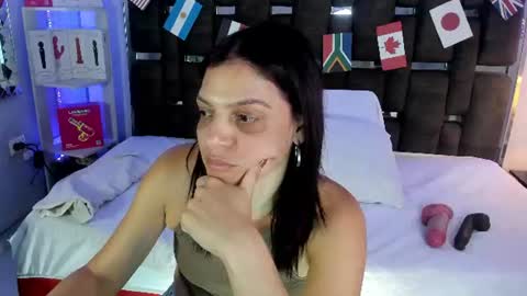 kate_roose online show from 07-08-26, 08:24