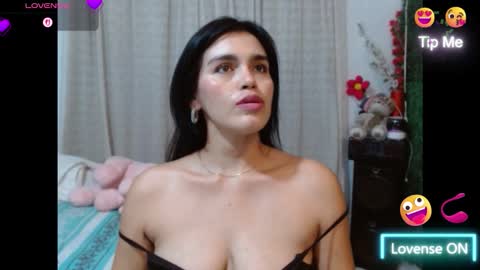 Snapshot of kateangelly chatting on 11-05-25, 03:06 kateangelly online show from 11-05-25, 03:06