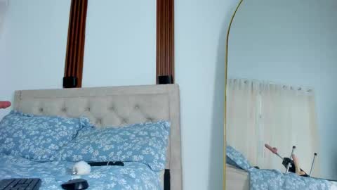 Snapshot of kateboisson chatting on 03-11-26, 08:59 Kate Boisson online show from 03-11-26, 08:59