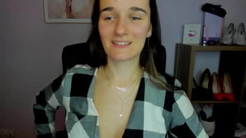 Kate  online show from 10-04-25, 07:06