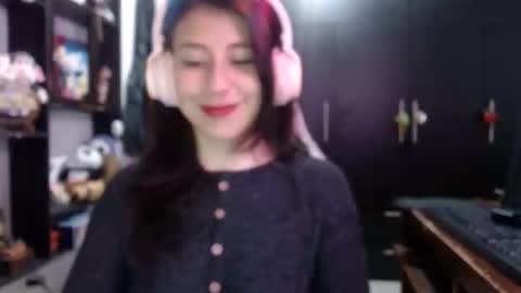 Kateeen18 online show from 11-30-25, 12:58