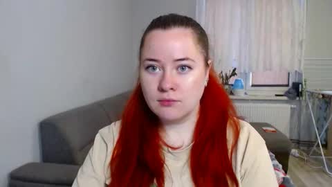 Snapshot of kateefox_ chatting on 01-12-26, 10:31 KateeFox online show from 01-12-26, 10:31