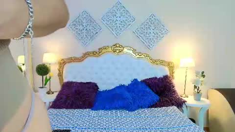 katee Martinez online show from 07-22-26, 08:00