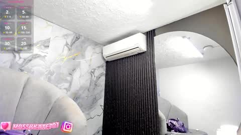 Im Katherine but call me Kate  online show from 01-29-25, 12:02