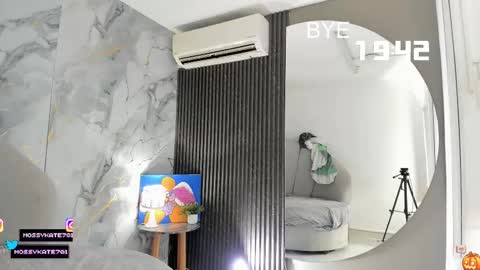 Im Katherine but call me Kate  online show from 10-19-25, 12:28