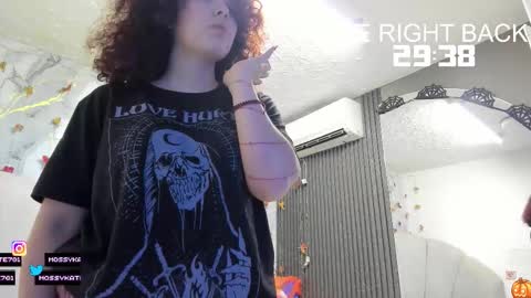 Im Katherine but call me Kate  online show from 10-26-25, 12:33