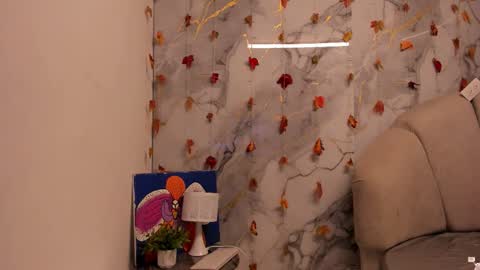 Im Katherine but call me Kate  online show from 11-25-25, 12:05