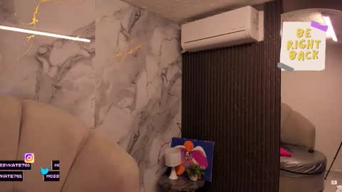 Im Katherine but call me Kate  online show from 02-05-26, 11:59