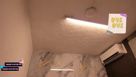 Im Katherine but call me Kate  online show from 03-30-26, 12:17